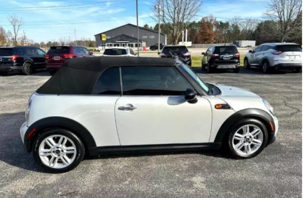 UNAVAILABLE-Mini Cooper